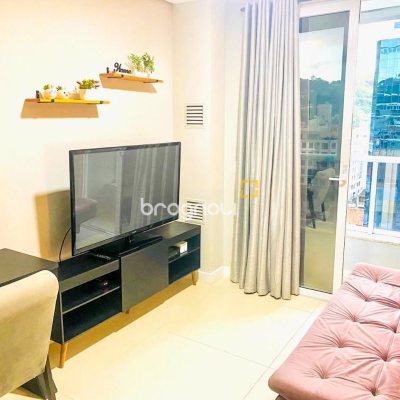 Studio com 39m², 1 quarto, 1 garagem, no bairro Centro em Florianópolis