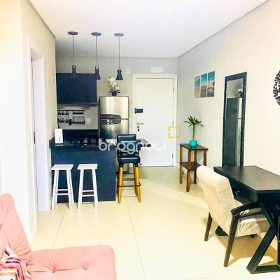 Studio com 39m², 1 quarto, 1 garagem, no bairro Centro em Florianópolis