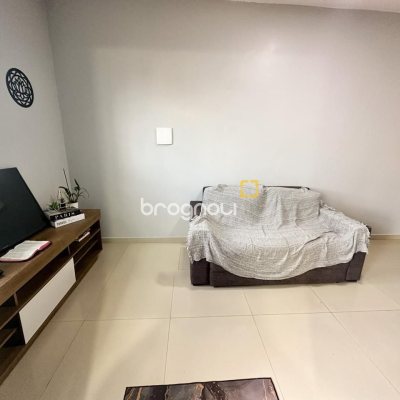 Casa com 48m², 2 quartos, 1 garagem, no bairro Bela Vista em Palhoça