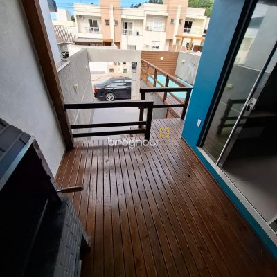 Casa com 48m², 2 quartos, 1 garagem, no bairro Bela Vista em Palhoça
