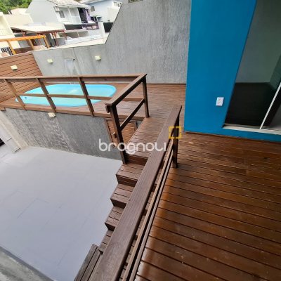 Casa com 48m², 2 quartos, 1 garagem, no bairro Bela Vista em Palhoça