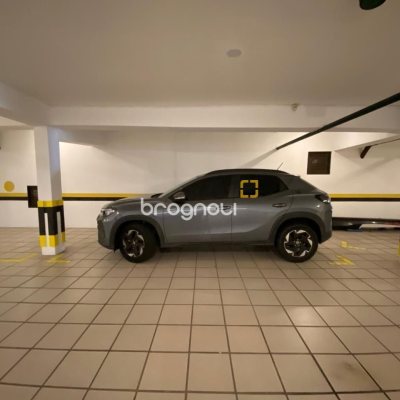 Apartamento com 254m², 3 quartos (sendo 3 suítes), 2 garagens, no bairro Centro em Florianópolis