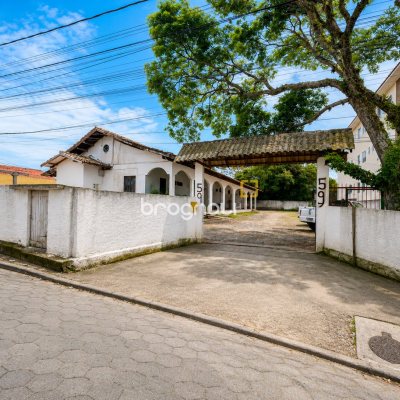 Terreno com 1360m², no bairro Ingleses em Florianópolis