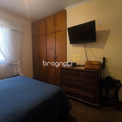 Casa com 153m², 3 quartos (sendo 1 suíte), no bairro Parque São Jorge em Florianópolis