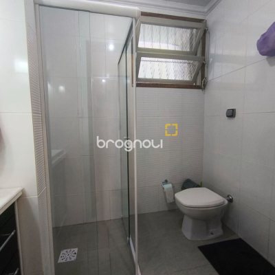 Casa com 153m², 3 quartos (sendo 1 suíte), no bairro Parque São Jorge em Florianópolis