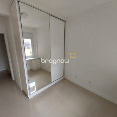 Apartamento com 95m², 3 quartos, 1 garagem, no bairro Centro em Florianópolis