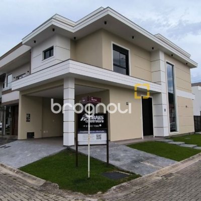 Casa de Condomínio com 150m², 3 quartos (sendo 1 suíte), 2 garagens, no bairro Beira Rio em Biguaçu