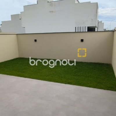 Casa de Condomínio com 150m², 3 quartos (sendo 1 suíte), 2 garagens, no bairro Beira Rio em Biguaçu