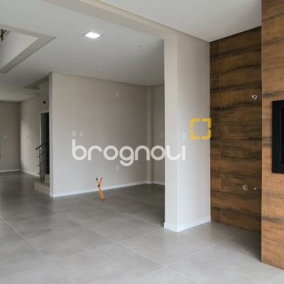 Casa de Condomínio com 150m², 3 quartos (sendo 1 suíte), 2 garagens, no bairro Beira Rio em Biguaçu