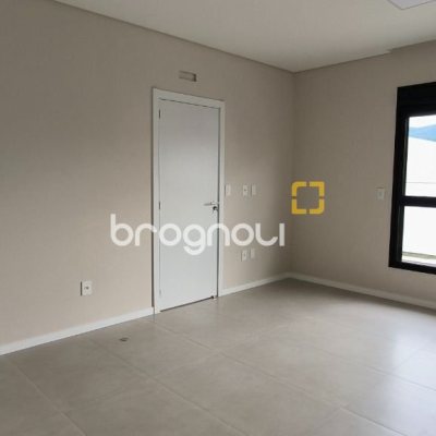 Casa de Condomínio com 150m², 3 quartos (sendo 1 suíte), 2 garagens, no bairro Beira Rio em Biguaçu