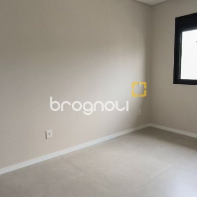 Casa de Condomínio com 150m², 3 quartos (sendo 1 suíte), 2 garagens, no bairro Beira Rio em Biguaçu