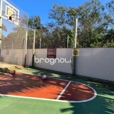 Casa de Condomínio com 150m², 3 quartos (sendo 1 suíte), 2 garagens, no bairro Beira Rio em Biguaçu