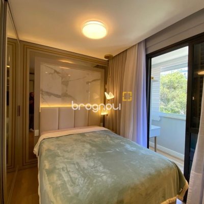 Apartamento com 90m², 4 quartos (sendo 1 suíte), 2 garagens, no bairro João Paulo em Florianópolis