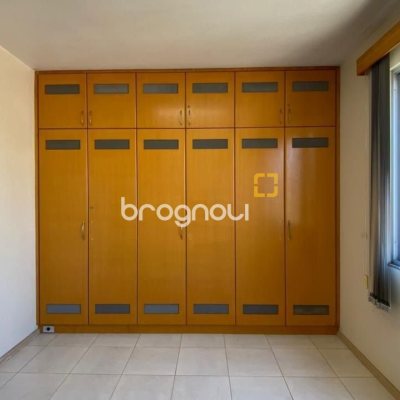 Apartamento com 144m², 3 quartos (sendo 1 suíte), 1 garagem, no bairro Centro em Florianópolis