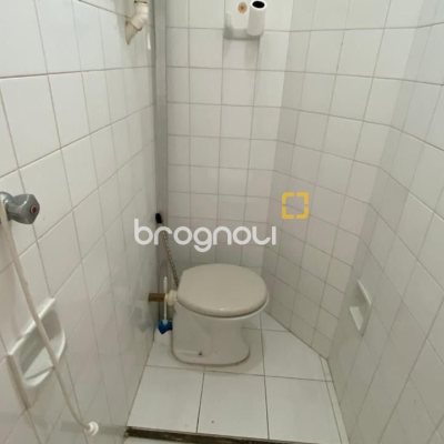 Apartamento com 144m², 3 quartos (sendo 1 suíte), 1 garagem, no bairro Centro em Florianópolis