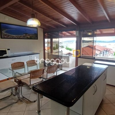 Cobertura com 108m², 3 quartos (sendo 1 suíte), 1 garagem, no bairro Jurerê em Florianópolis