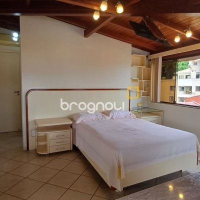 Cobertura com 108m², 3 quartos (sendo 1 suíte), 1 garagem, no bairro Jurerê em Florianópolis
