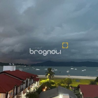 Cobertura com 108m², 3 quartos (sendo 1 suíte), 1 garagem, no bairro Jurerê em Florianópolis