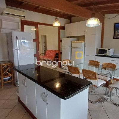 Cobertura com 108m², 3 quartos (sendo 1 suíte), 1 garagem, no bairro Jurerê em Florianópolis