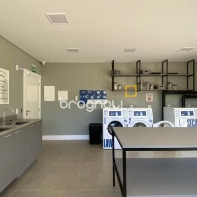 Studio com 48m², 1 quarto (sendo 1 suíte), 1 garagem, no bairro Saco Grande em Florianópolis