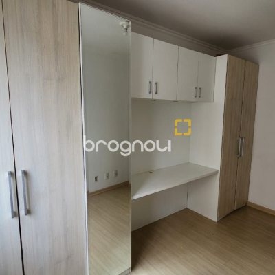Apartamento com 59m², 2 quartos, 1 garagem, no bairro Barreiros em São José