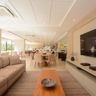 Apartamento com 71m², 2 quartos (sendo 1 suíte), 1 garagem, no bairro Cachoeira do Bom Jesus em Florianópolis