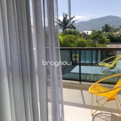 Apartamento com 71m², 2 quartos (sendo 1 suíte), 1 garagem, no bairro Cachoeira do Bom Jesus em Florianópolis