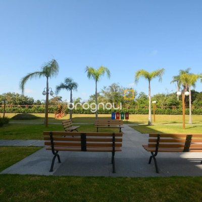 Apartamento com 71m², 2 quartos (sendo 1 suíte), 1 garagem, no bairro Cachoeira do Bom Jesus em Florianópolis