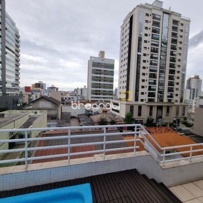 Apartamento com 190m², 3 quartos (sendo 1 suíte), 2 garagens, no bairro Kobrasol em São José