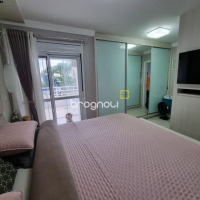 Apartamento com 190m², 3 quartos (sendo 1 suíte), 2 garagens, no bairro Kobrasol em São José