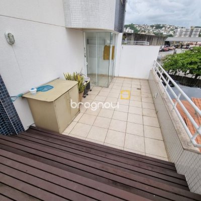 Apartamento com 190m², 3 quartos (sendo 1 suíte), 2 garagens, no bairro Kobrasol em São José