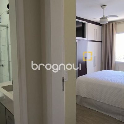 Cobertura com 161m², 3 quartos (sendo 2 suítes), 2 garagens, no bairro Balneário em Florianópolis