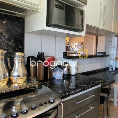 Cobertura com 161m², 3 quartos (sendo 2 suítes), 2 garagens, no bairro Balneário em Florianópolis