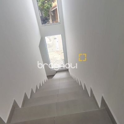 Casa com 90m², 2 quartos (sendo 2 suítes), 1 garagem, no bairro Ingleses em Florianópolis
