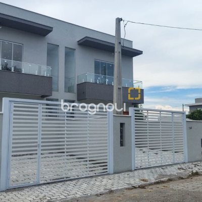 Casa com 90m², 2 quartos (sendo 2 suítes), 1 garagem, no bairro Ingleses em Florianópolis