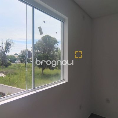 Casa com 90m², 2 quartos (sendo 2 suítes), 1 garagem, no bairro Ingleses em Florianópolis