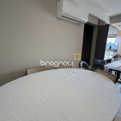 Apartamento com 87m², 3 quartos (sendo 1 suíte), 2 garagens, no bairro Jardim Atlântico em Florianópolis