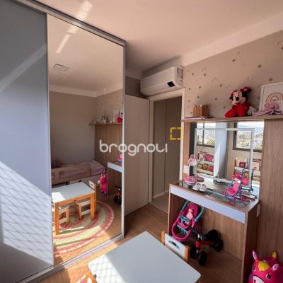 Apartamento com 87m², 3 quartos (sendo 1 suíte), 2 garagens, no bairro Jardim Atlântico em Florianópolis