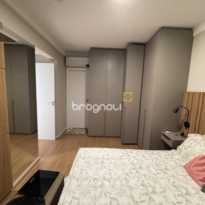 Apartamento com 87m², 3 quartos (sendo 1 suíte), 2 garagens, no bairro Jardim Atlântico em Florianópolis