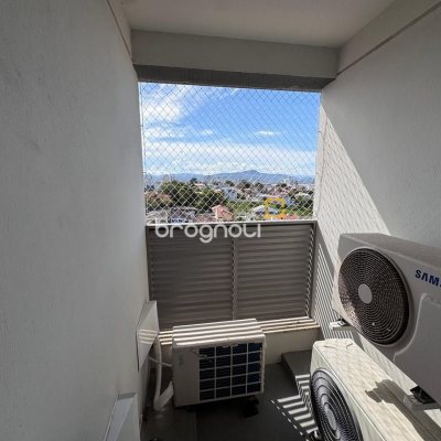 Apartamento com 87m², 3 quartos (sendo 1 suíte), 2 garagens, no bairro Jardim Atlântico em Florianópolis