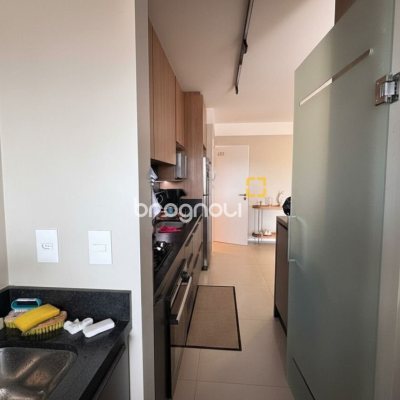 Apartamento com 87m², 3 quartos (sendo 1 suíte), 2 garagens, no bairro Jardim Atlântico em Florianópolis