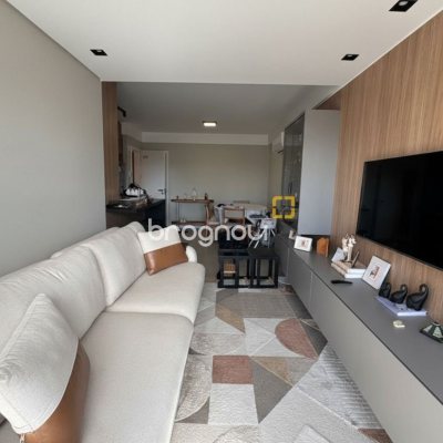 Apartamento com 87m², 3 quartos (sendo 1 suíte), 2 garagens, no bairro Jardim Atlântico em Florianópolis