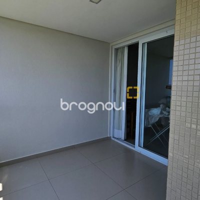 Apartamento com 116m², 3 quartos (sendo 1 suíte), 1 garagem, no bairro Canasvieiras em Florianópolis