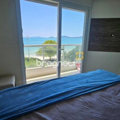 Apartamento com 116m², 3 quartos (sendo 1 suíte), 1 garagem, no bairro Canasvieiras em Florianópolis