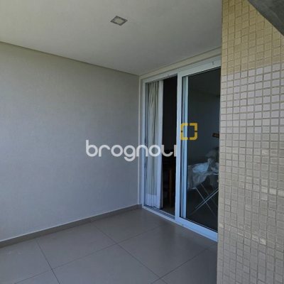 Apartamento com 116m², 3 quartos (sendo 1 suíte), 1 garagem, no bairro Canasvieiras em Florianópolis