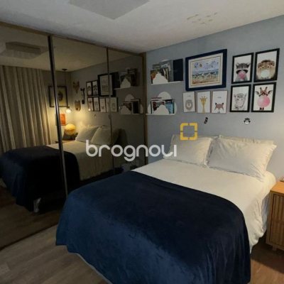 Casa com 207m², 3 quartos (sendo 3 suítes), 2 garagens, no bairro Córrego Grande em Florianópolis