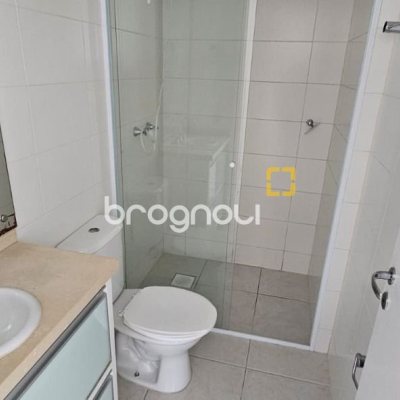 Apartamento com 67m², 2 quartos (sendo 1 suíte), 1 garagem, no bairro Campinas em São José