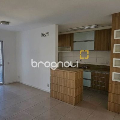 Apartamento com 67m², 2 quartos (sendo 1 suíte), 1 garagem, no bairro Campinas em São José