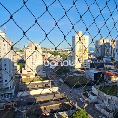 Apartamento com 67m², 2 quartos (sendo 1 suíte), 1 garagem, no bairro Campinas em São José