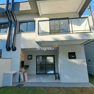 Casa com 140m², 3 quartos (sendo 1 suíte), 2 garagens, no bairro Ingleses em Florianópolis
